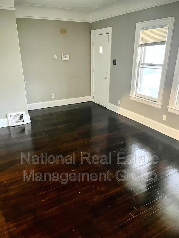 Foto del edificio - 2916-2918 Tyler St