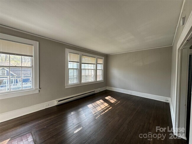 Foto del edificio - 503 S Lee St