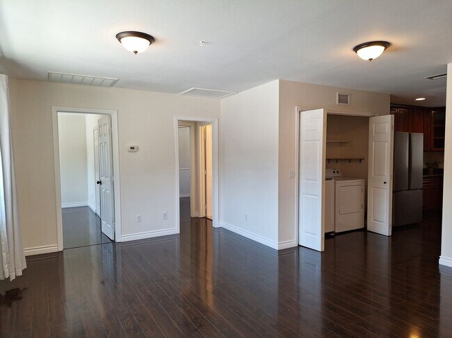 Building Photo - 2541 Gardi St