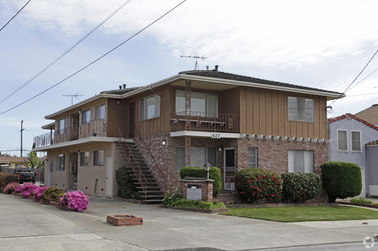 Primary Photo - 427 Juana Ave
