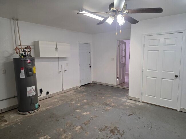 Building Photo - 13600 FM1314