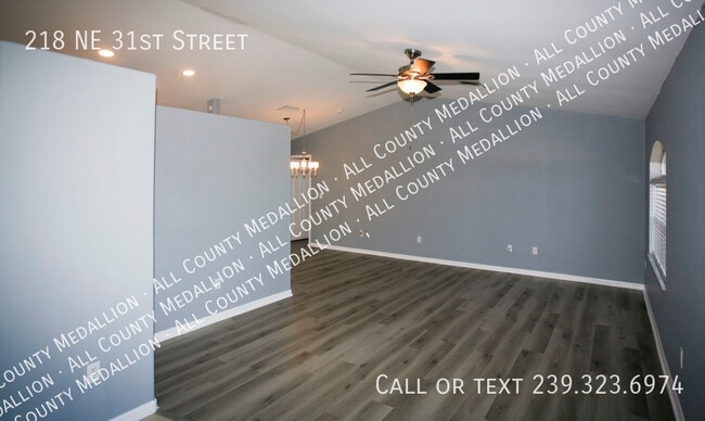 Building Photo - Spacious Pool Home in Northeast Cape Coral...