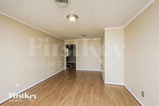 Building Photo - 4210 Augusta Dr