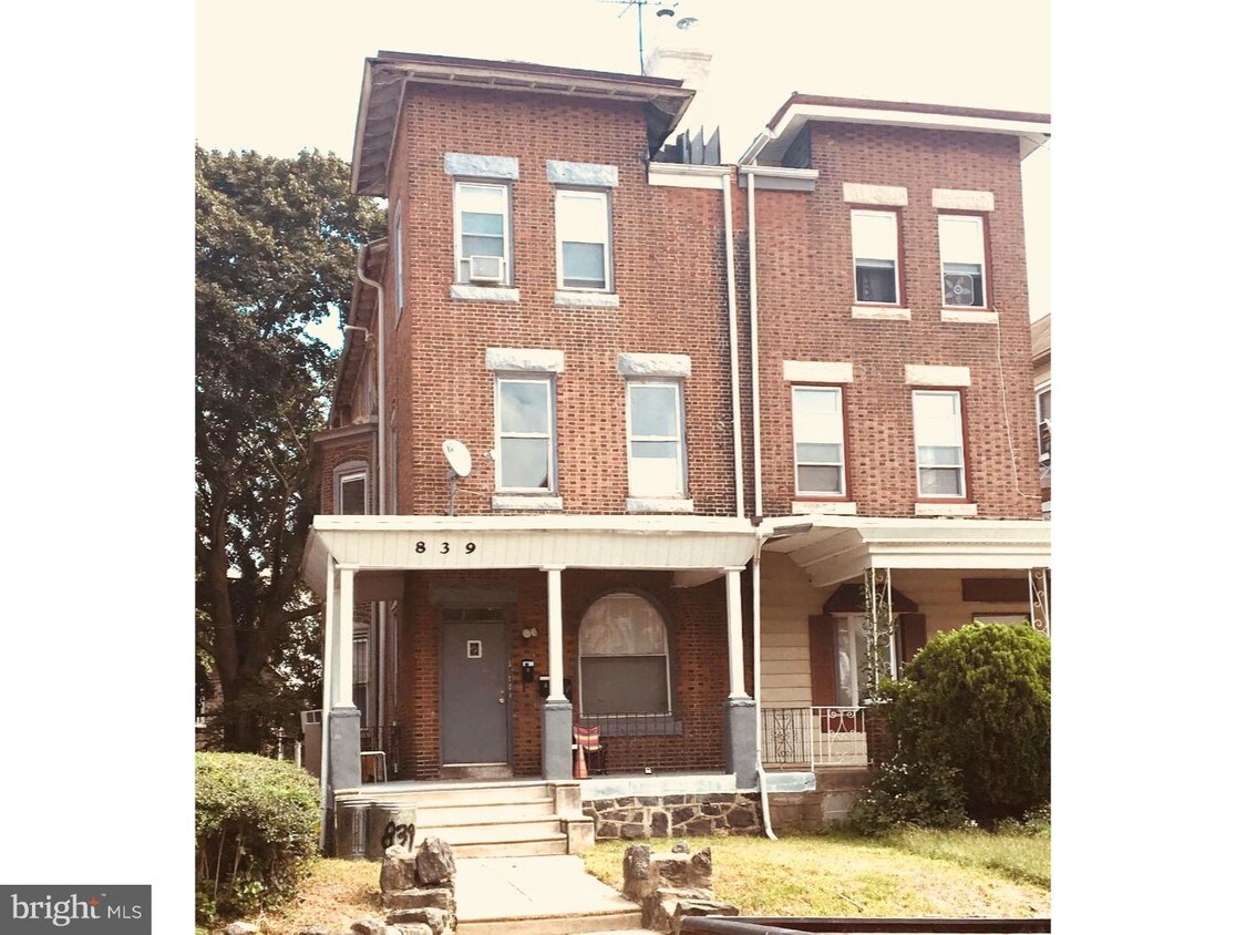 839 Wynnewood Rd Unit 1, Philadelphia, PA 19151 Room for Rent in