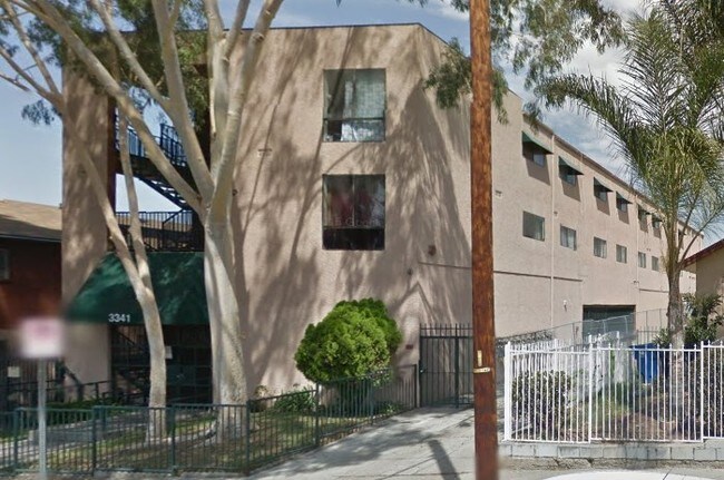 Foto del edificio - 3341 Andrita St