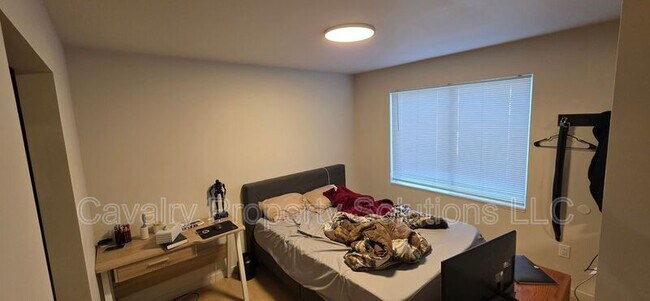 Foto del edificio - 1221 Commonwealth Ave