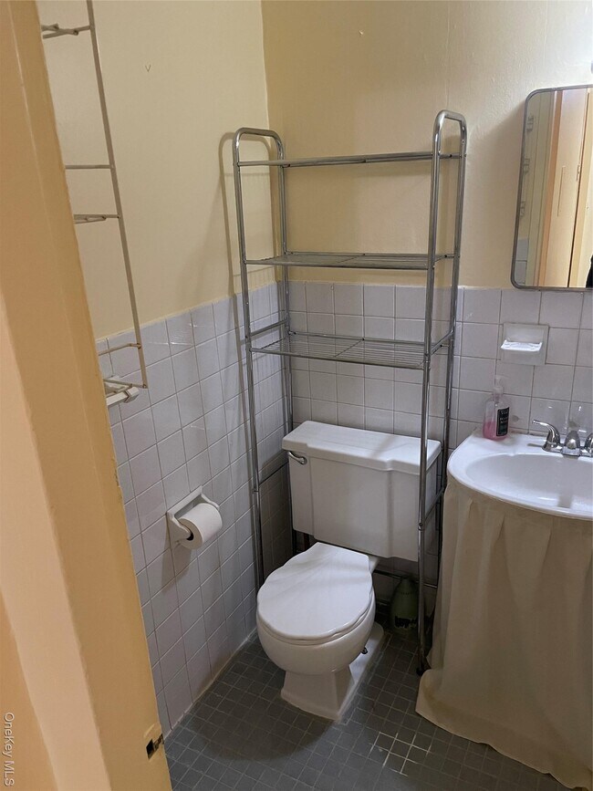 Foto del edificio - 3410 De Reimer Ave