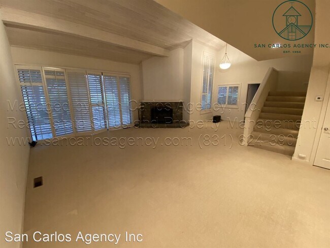 Building Photo - 3 br, 3.5 bath House - 9643 Poplar Court