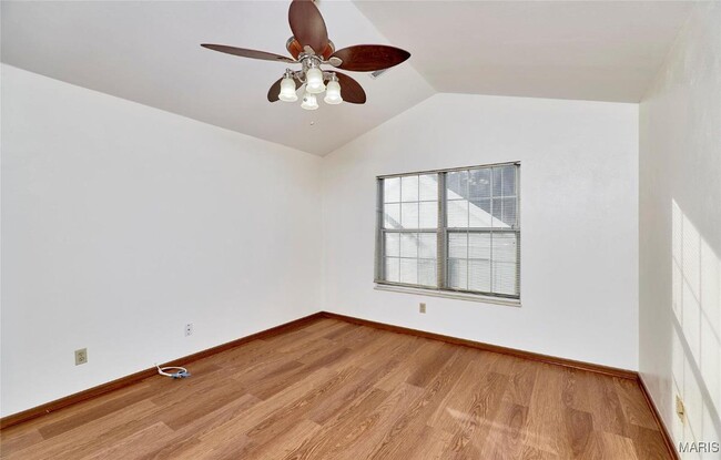 Foto del edificio - 16530 Victoria Crossing Dr