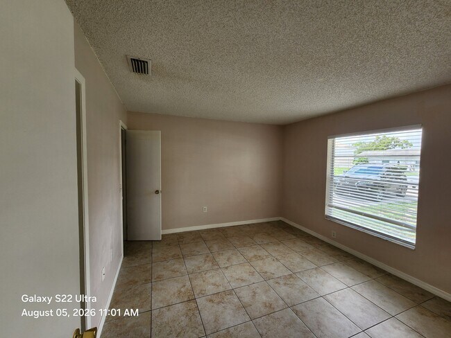 Foto del edificio - 12373 Shafton Rd