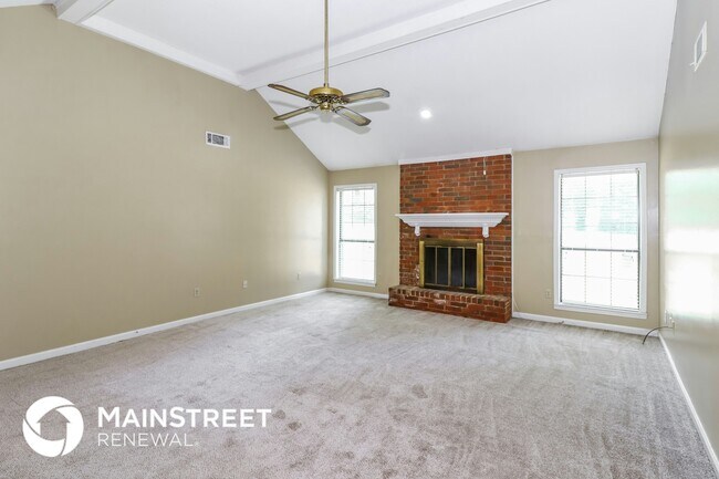 Foto del edificio - 2836 Rockcreek Pkwy