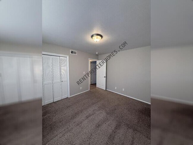 Photo - 5609 NW 58th St House