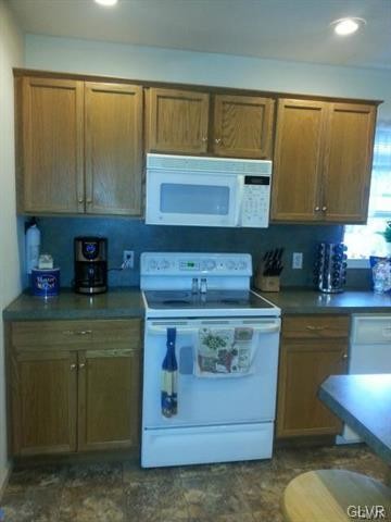 Building Photo - 3109 Delps Rd