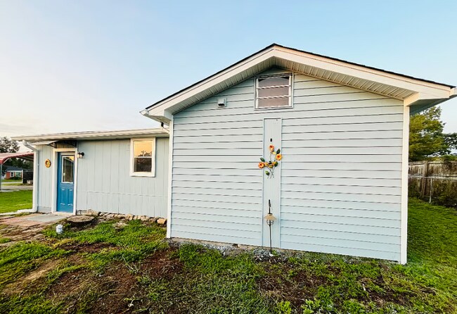 Foto del edificio - 3719 Lyncrest Dr