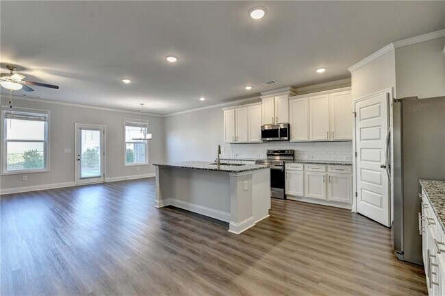 Foto del edificio - 3855 Brookburn Pk