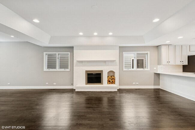 Foto del edificio - 1730 W Barry Ave