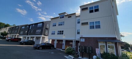 Building Photo - 155 Greenwood Ave