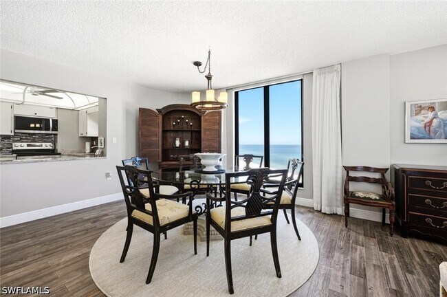 Foto del edificio - 3215 Gulf Shore Blvd N