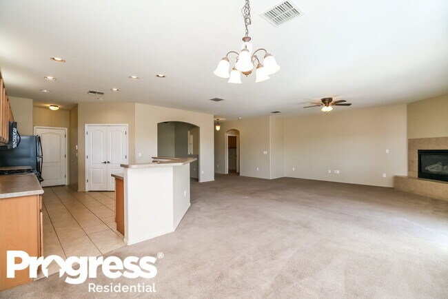 Building Photo - 7902 N Blue Brick Dr