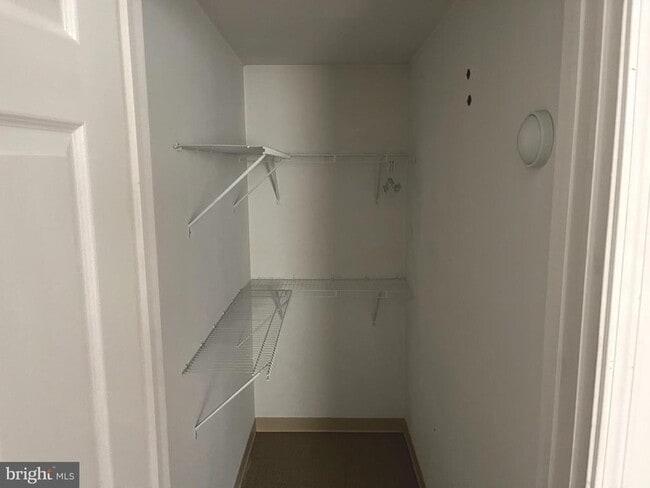 Building Photo - 805 W Atlantic Ave