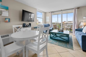 Building Photo - 5900 Bonita Beach Rd SW