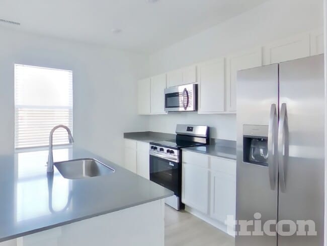 Building Photo - 11908 Moorfield Ln