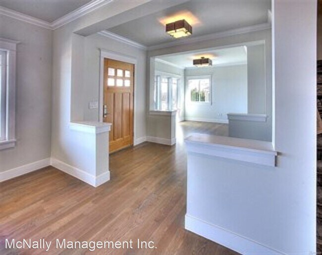 Building Photo - 4 br, 3 bath House - 4212 N Waterview Street
