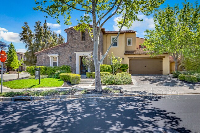 Building Photo - 7898 Kennard Ln