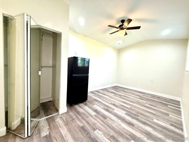 Foto del edificio - 3548 NW 39th Ave