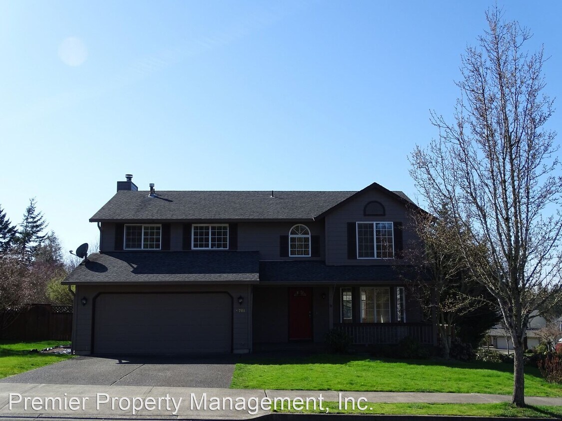 3 br, 2.5 bath House 3704 SE Sunrise Drive House Rental in Camas