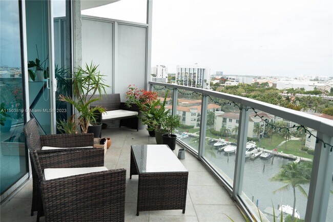 Foto del edificio - 3029 NE 188th St
