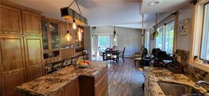 Foto del edificio - 918 Wheelers Farms Rd