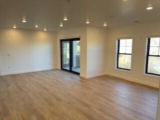 Foto del edificio - 2240 E Laney Ave