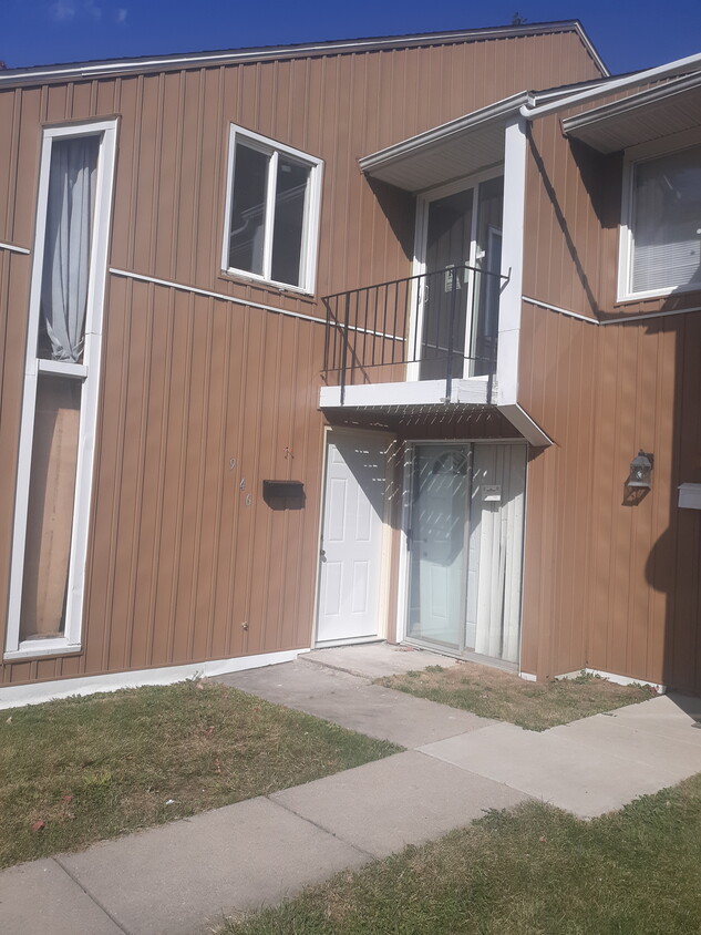 Foto del edificio - 946 Morningside Ln