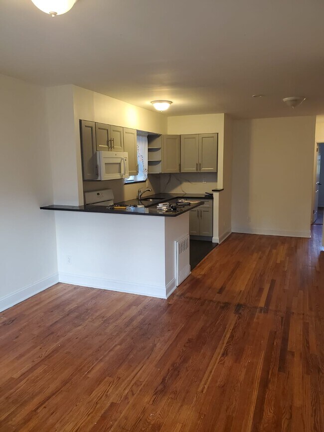 Foto del edificio - 4048 Harper Ave