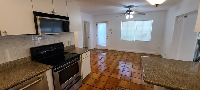 Kitchen/Living Room - 1205 17th Ave W