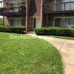 Foto principal - 440 Roberts Dr