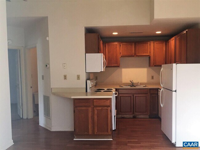 Foto del edificio - 102 Morris Paul Ct