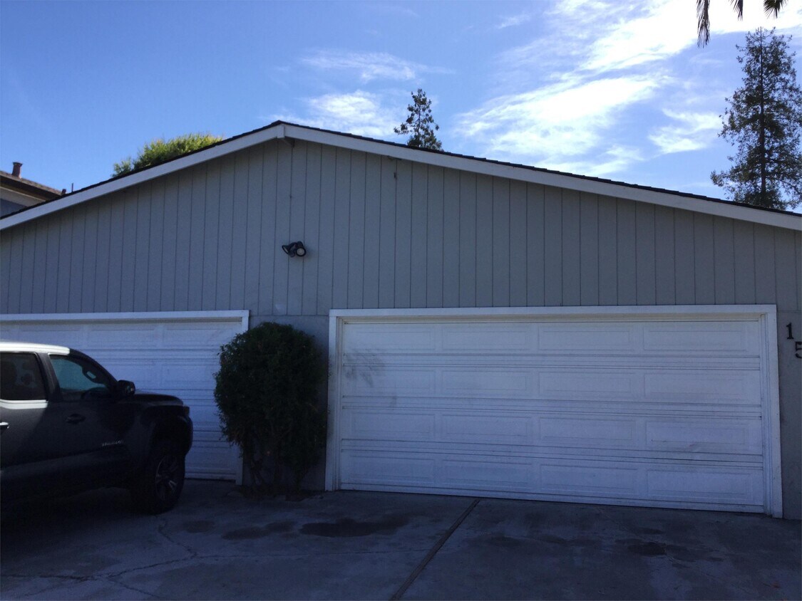 Foto principal - 149 Redwood Ave