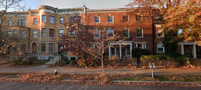 Foto del edificio - 1728 Beacon St