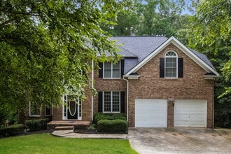 Building Photo - 332 Woodbrook Crest