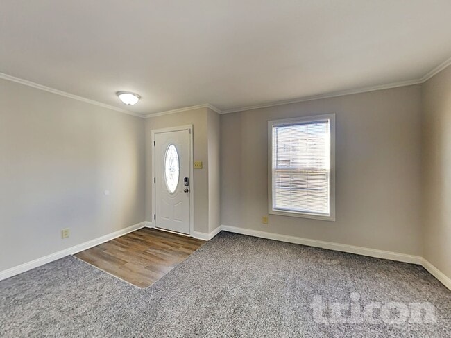 Foto del edificio - 2609 Woodfield Blvd