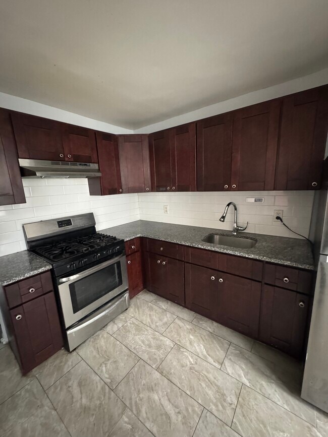 Foto del edificio - 841 Bridge St