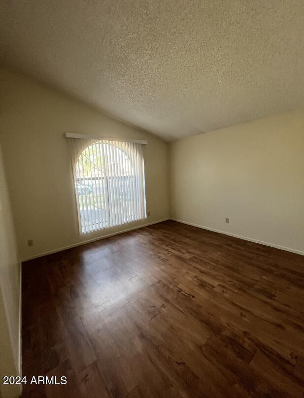 Foto del edificio - 3961 W Chicago St