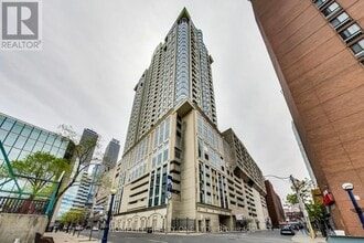Building Photo - 8 Park Rd