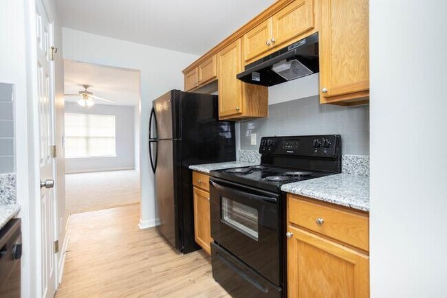 Building Photo - 1306 Stonehaven Cir, Cartersville, GA 30121
