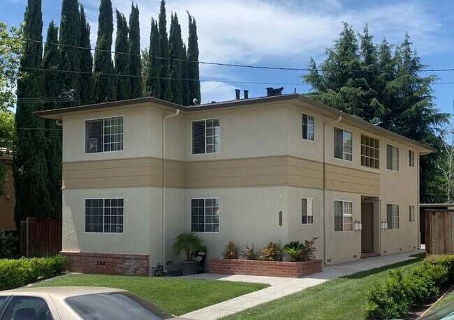 Building Photo - 3831 Madeline Dr