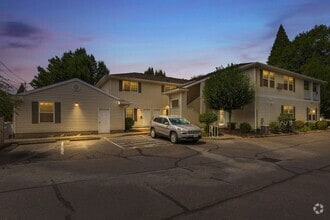 Building Photo - 565 NW 4th Ave