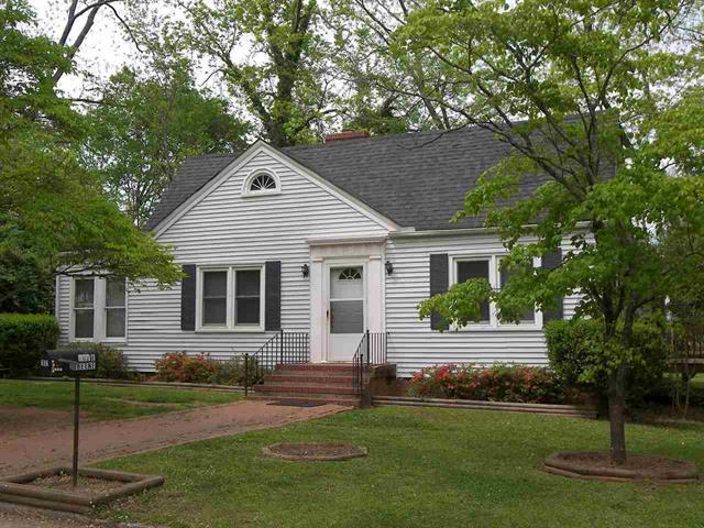 Foto principal - 302 E Greene St