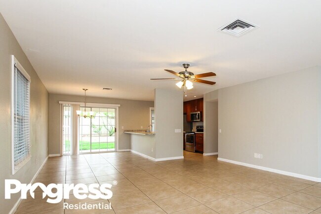 Building Photo - 3127 W Potter Dr